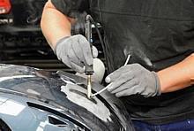 Neuteil oder Reparatur per Hand? Was ist günstiger? Foto: auto-reporter.net/Z. Mazar